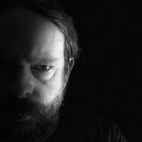 Meet your posher, Dan - Picture 1 of 1